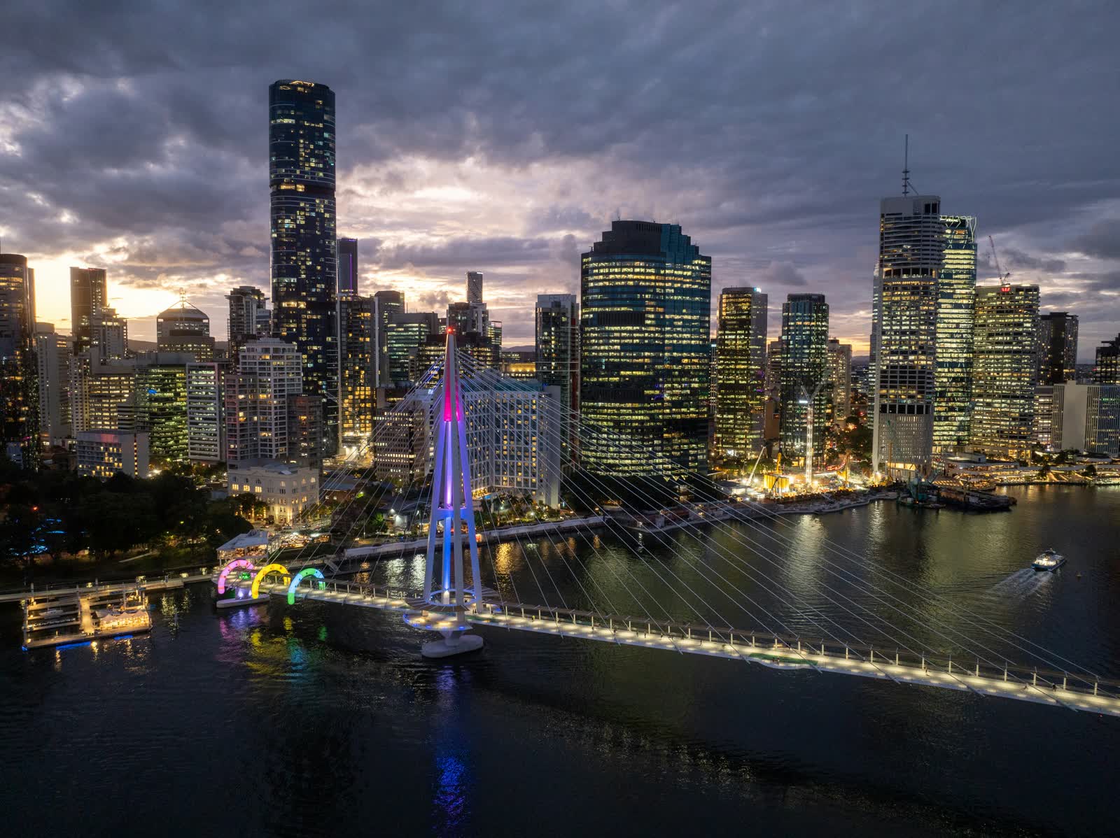Brisbane city skyline at night